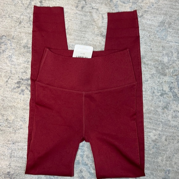 Fabletics Legging Size Medium - Picture 4 of 6